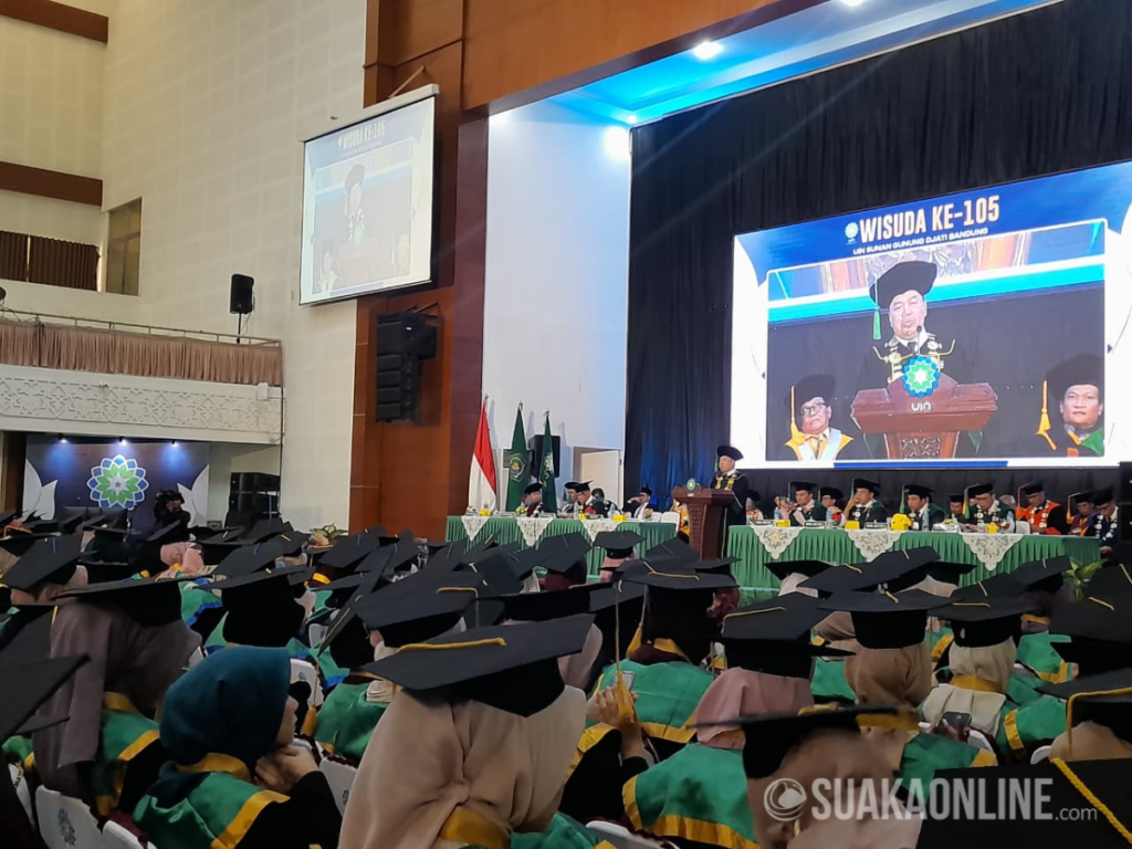 Prosesi wisuda ke-105 UIN SGD Bandung